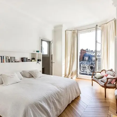 4br Stone's Throw From Eiffel - What'app - 0034-656-619-782 - For Reservations! Paris