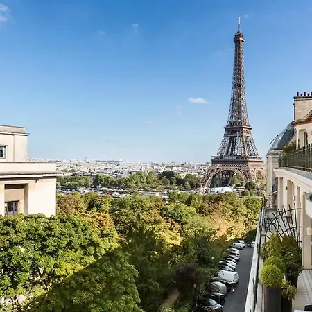 Apartment 4br Stone's Throw From Eiffel - What'app - 0034-656-619-782 - For Reservations!