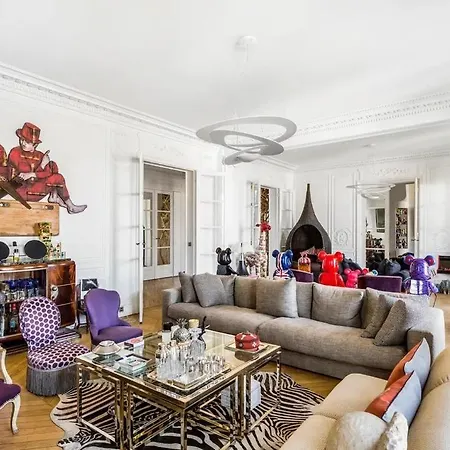 Daire 4br Stone's Throw From Eiffel - What'app - 0034-656-619-782 - For Reservations! *